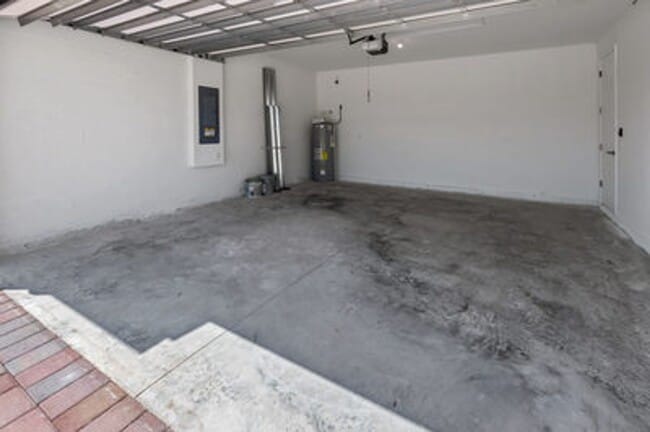 Building Photo - ANNUAL RENTAL AVAILABLE FOR ASAP MOVE-IN!!