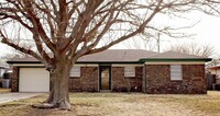 Building Photo - 5105 S Austin St