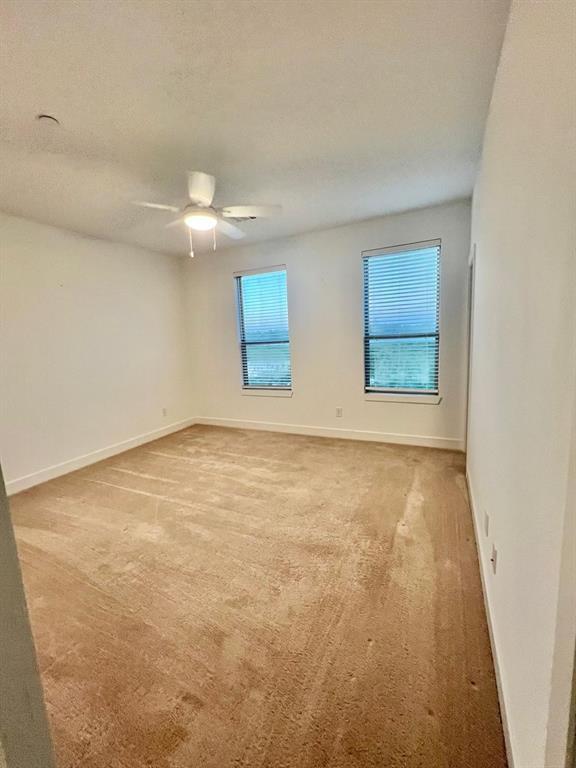 Building Photo - 393 N Centro Cir
