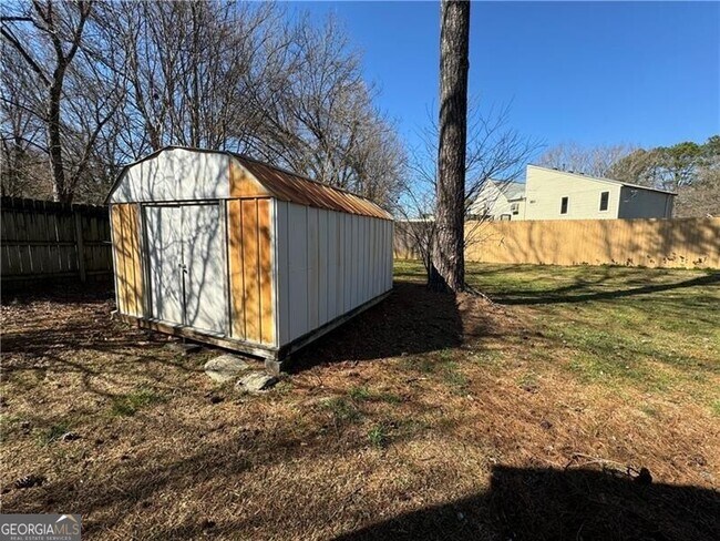 Building Photo - 17 Hartley Woods Dr