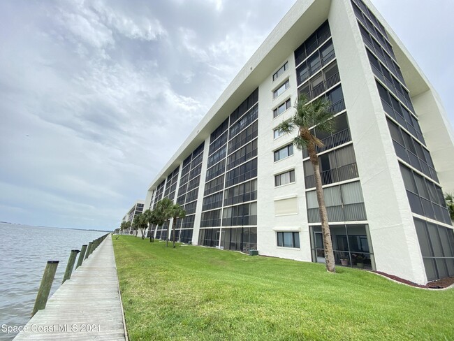 Building Photo - 200 S Sykes Creek Pkwy