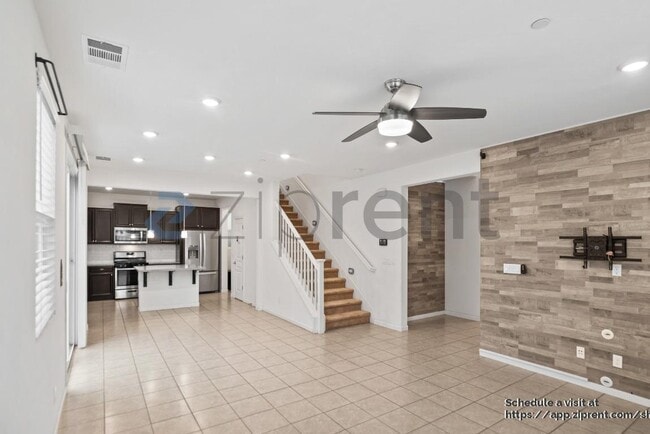 Building Photo - 1339 Sauvignon St