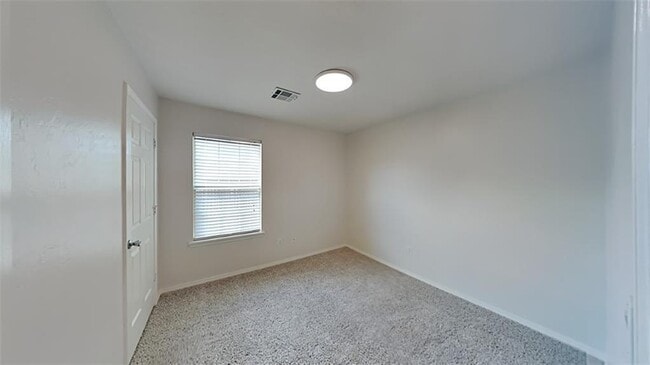 Building Photo - 1117 Cedarcrest St