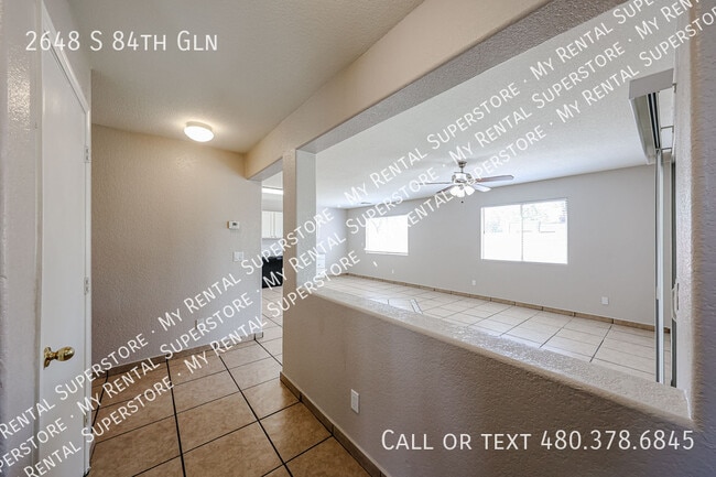 Building Photo - 2648 S 84th Gln