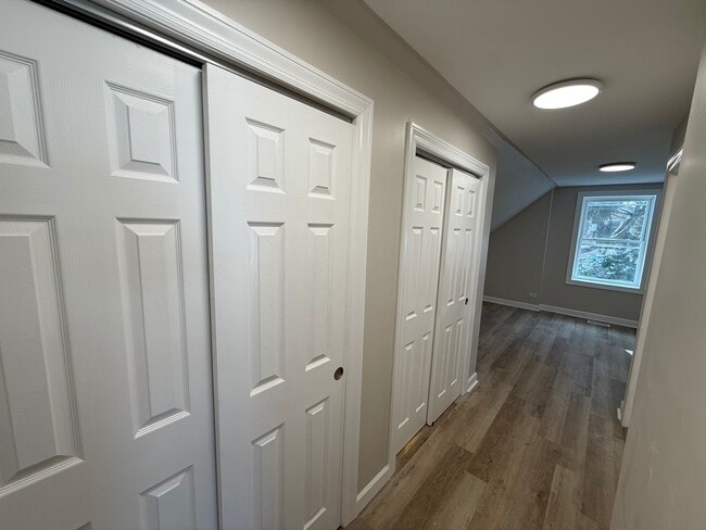 Building Photo - 408 East End Ave