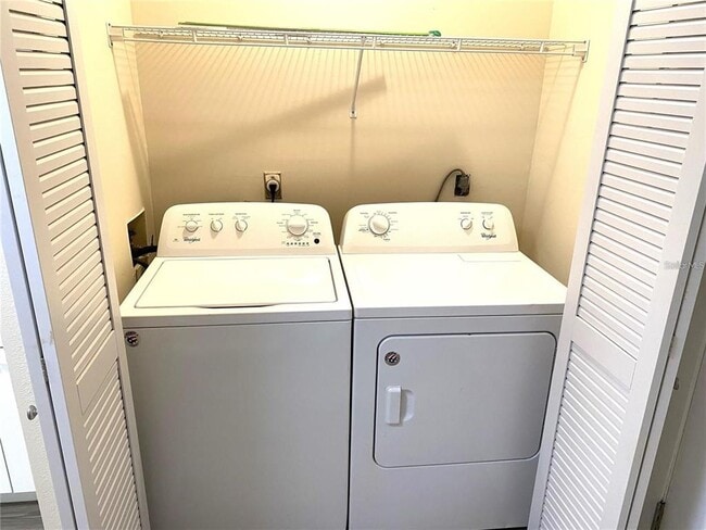 Building Photo - 11241 Cedar Hollow Ln