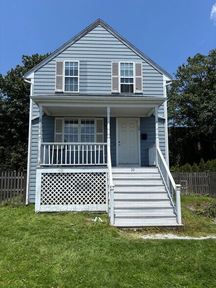 Primary Photo - 20 Weaver Ave