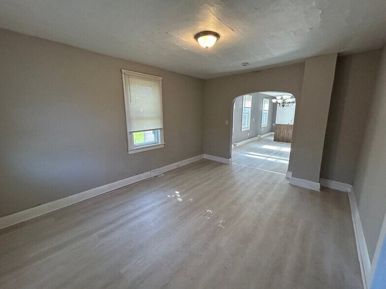Building Photo - 6818 Morgan Ave