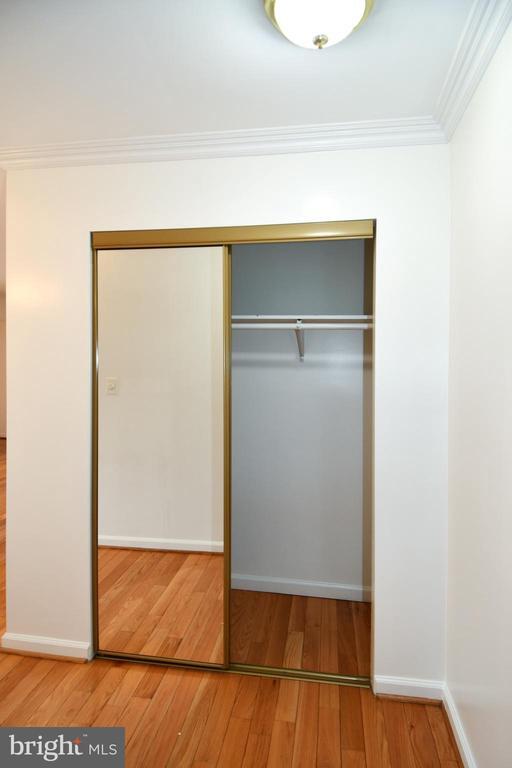 Building Photo - 5207 Newton St