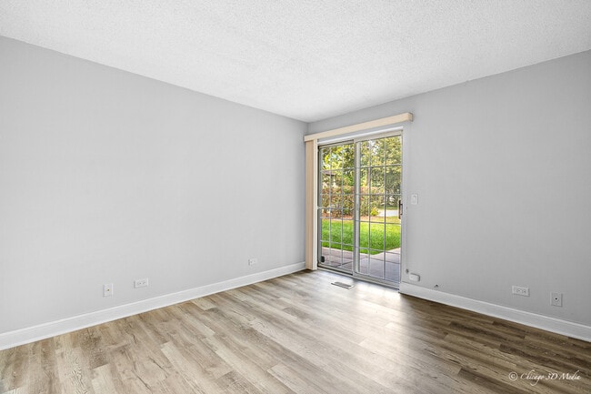 Building Photo - 522 W Happfield Dr