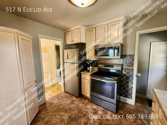 Building Photo - 517 N Euclid Ave
