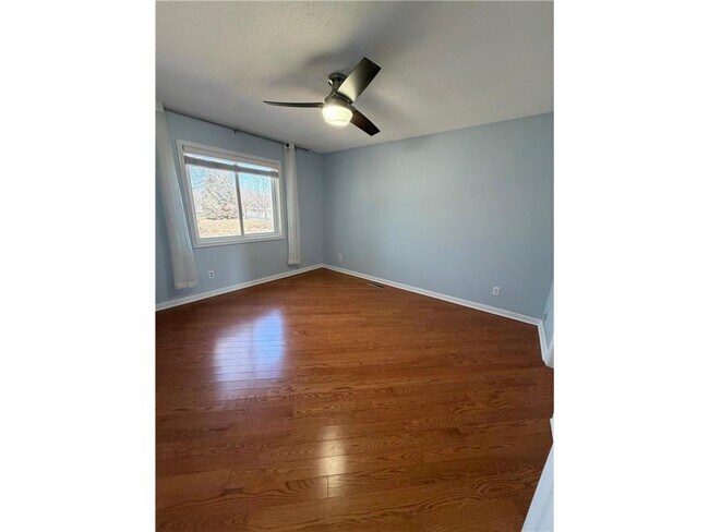 Building Photo - 11941 69th Ave N