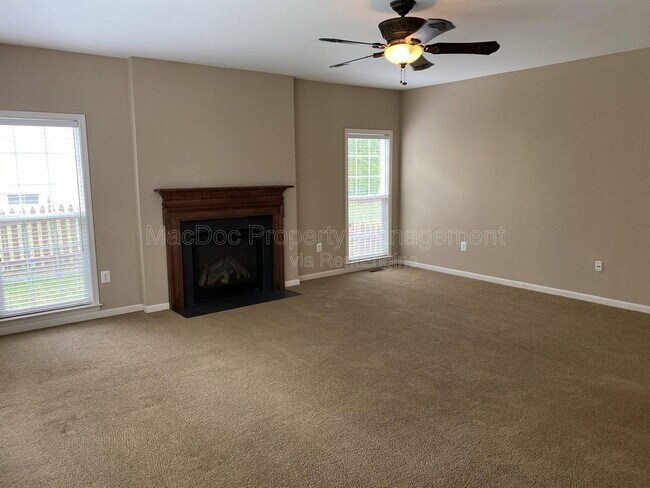 Building Photo - 121 Riggs Rd