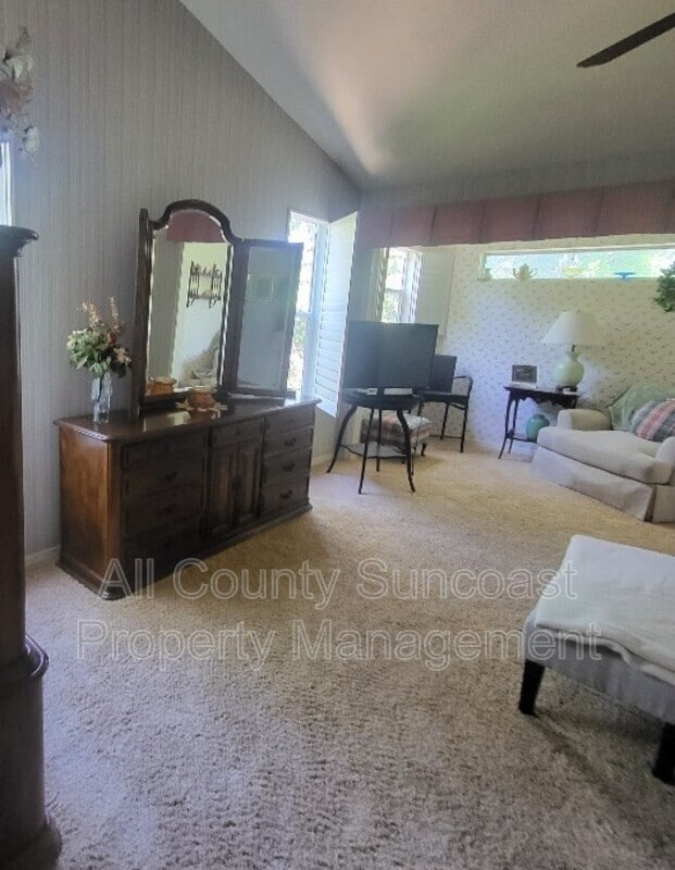 Building Photo - 9710 Indian Key Trail