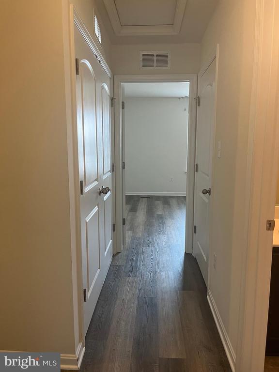 Building Photo - 178 Magellan Dr