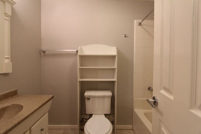 Building Photo - 2101 3rd Pl S