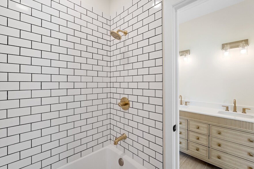 Building Photo - 50 Orr St