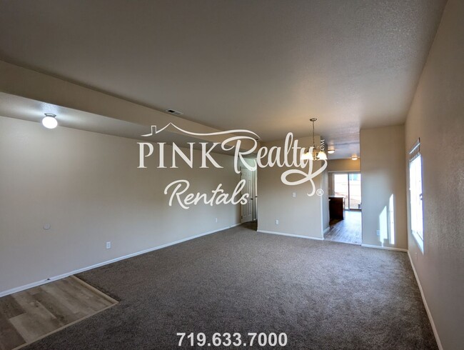 Building Photo - 6295 Laurel Grass Range Trail