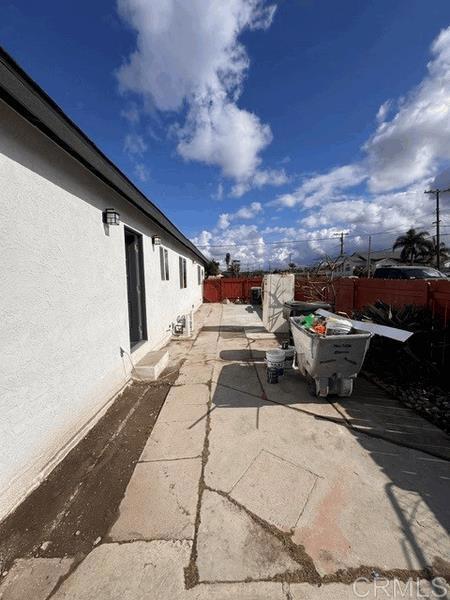 Building Photo - 1198 Del Mar Ave