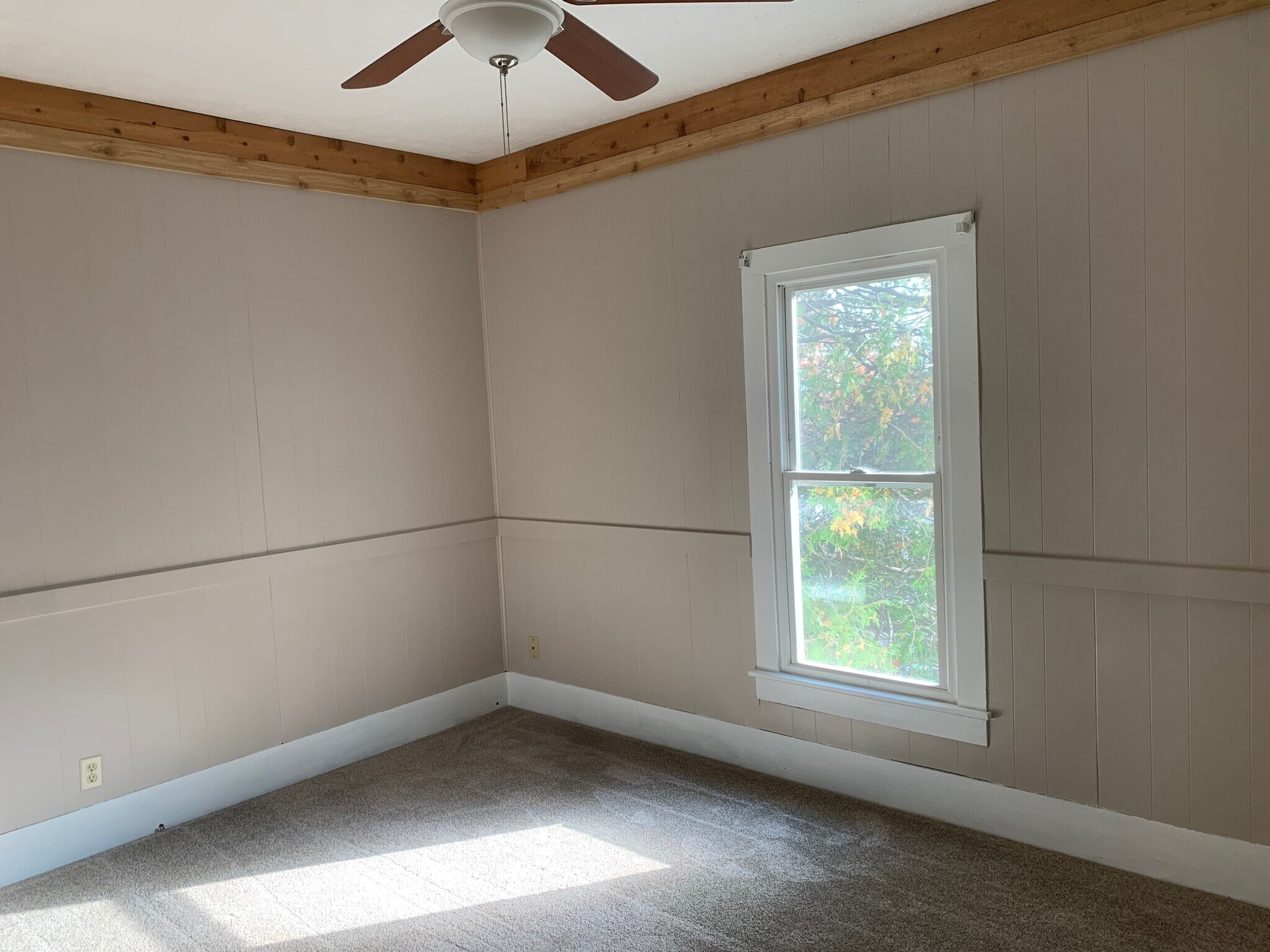 Building Photo - 206 Lafayette Rd