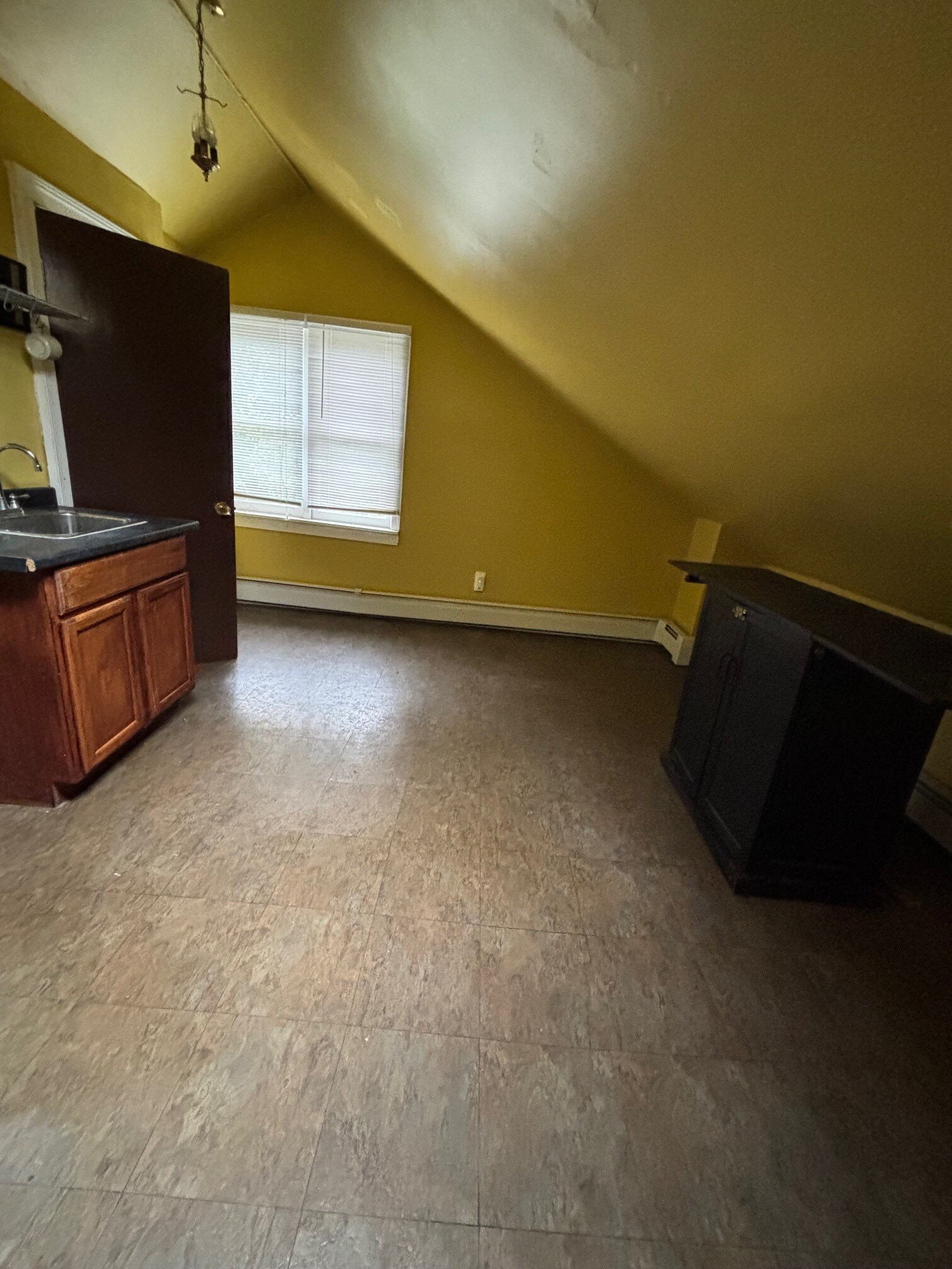 3rd Floor Kitchenette - 101 Bristol St