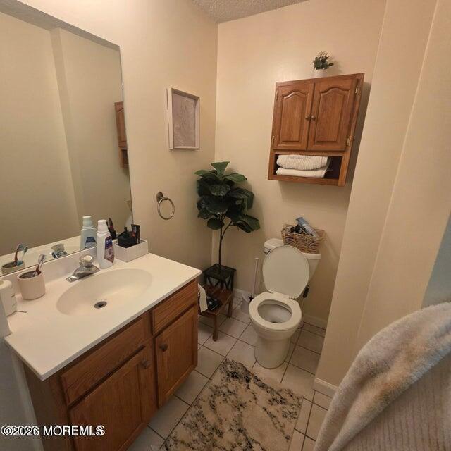 Building Photo - 290 N Main St