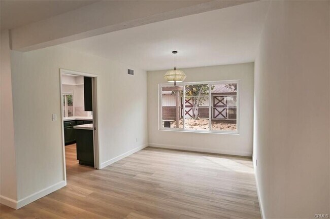 Building Photo - 1925 Parkside Ave