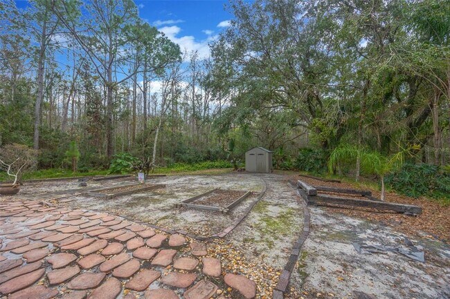 Building Photo - 6120 Chene Ct