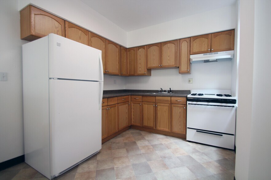 Building Photo - 319 S Trenton Ave