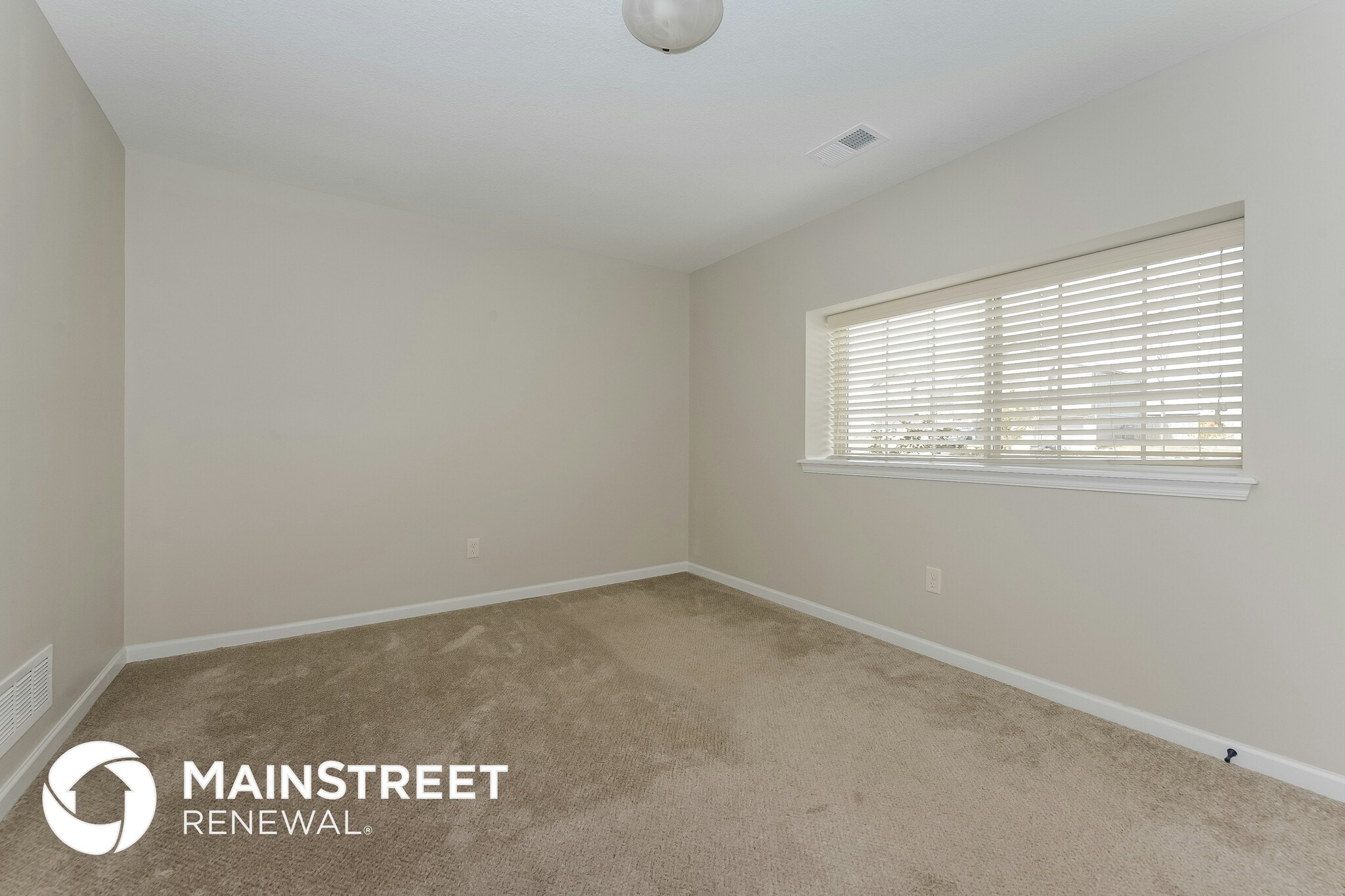 Building Photo - 425 Sunflower Dr