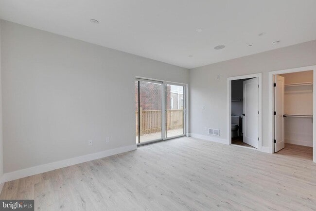 Building Photo - 1601 S 22nd St