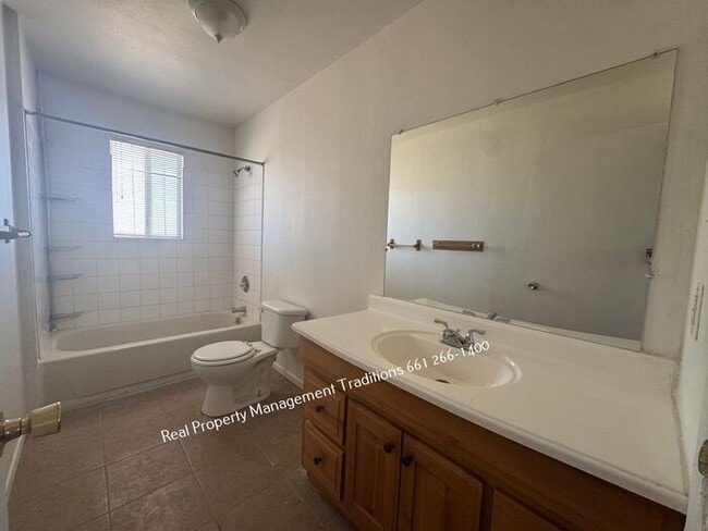 Building Photo - 38962 180th St E