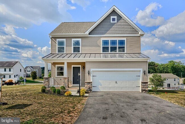 Building Photo - 55 Madison Dr