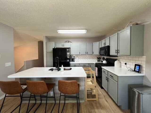 Building Photo - 4222 Range View Ct