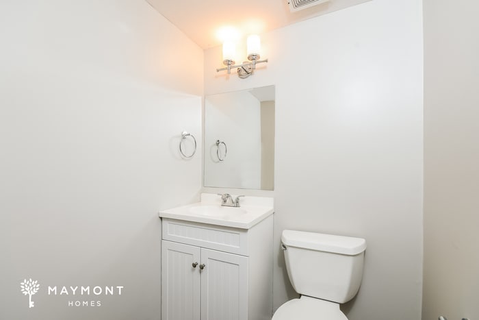 Building Photo - 811 Von Kolnitz Rd