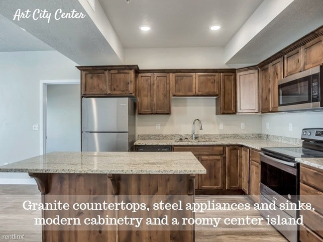 Building Photo - 79 W 900 N