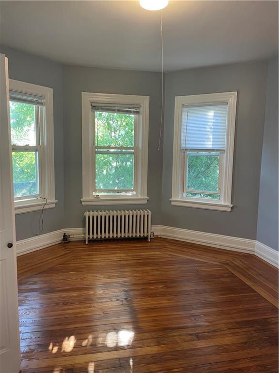 Building Photo - 84 Ayrault St