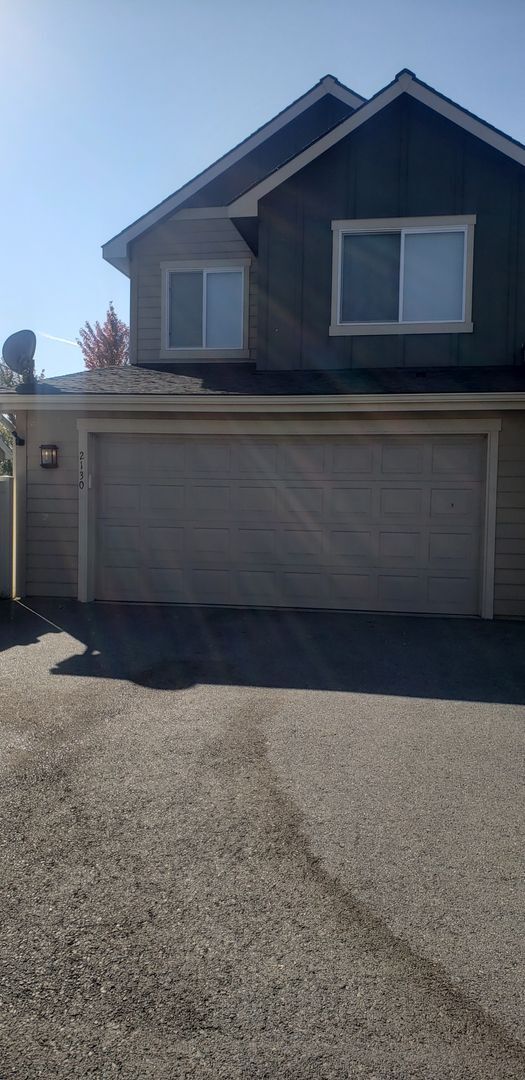 Building Photo - Liberty Lake Community-Rocky Hill 3 bedroo...