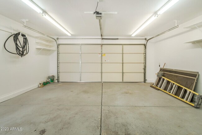 Building Photo - 23420 N 40th Ln