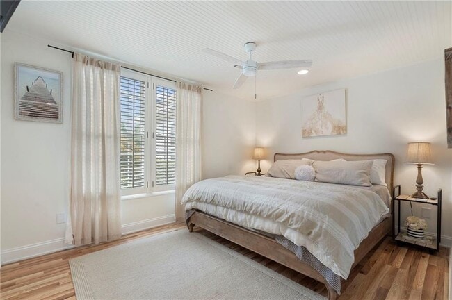 Building Photo - 61 View Point Dr