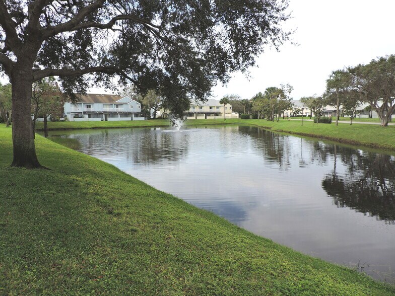 Building Photo - 6198 Riverwalk Ln