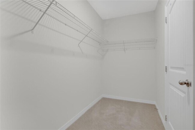 Building Photo - 11145 Sound Shr Dr