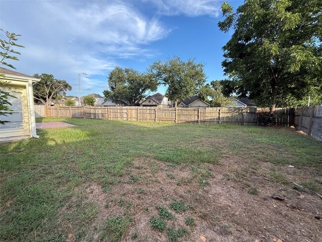 Building Photo - 9011 Ketchwood Dr