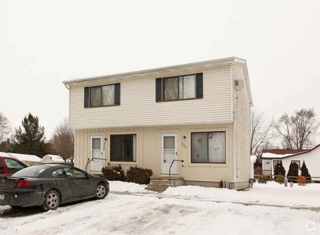 Building Photo - 324-358 Howell St