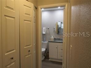 Building Photo - 376 Oak Hill Dr