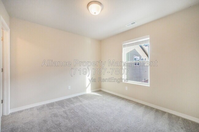 Building Photo - 7851 Lathrop Vw