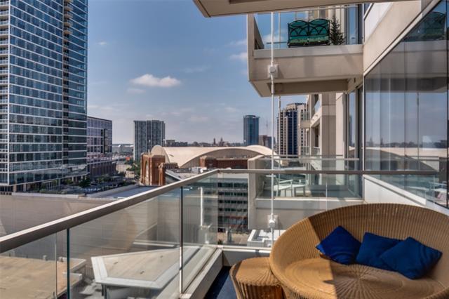 Building Photo - 2408 Victory Park Ln