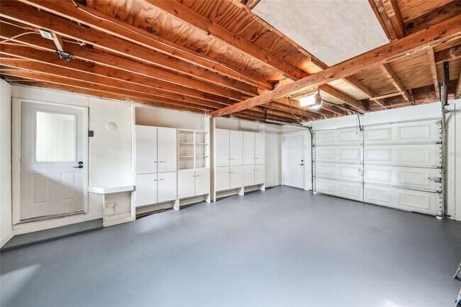 Building Photo - FOR RENT!!! FULLY REMODELED 3 BEDROOM 2 BATH HOME IN DAYTONA...