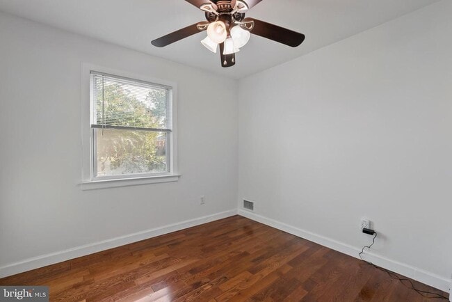 Building Photo - 10802 Blossom Ln