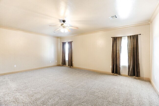 Building Photo - 479 San Simon Dr